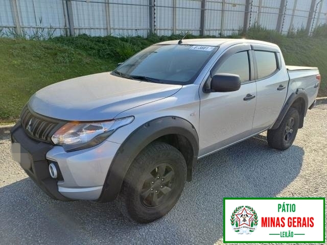 L200 TRITON OUTDOOR GLX 2.4 16V MIVEC TURBO